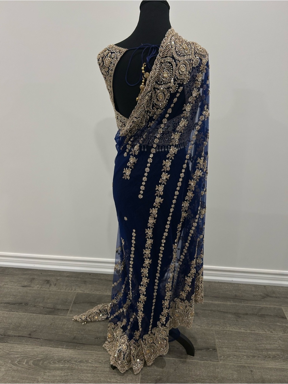 Luxury Royal Blue & Gold Designer Saree - Picture 9 of 16